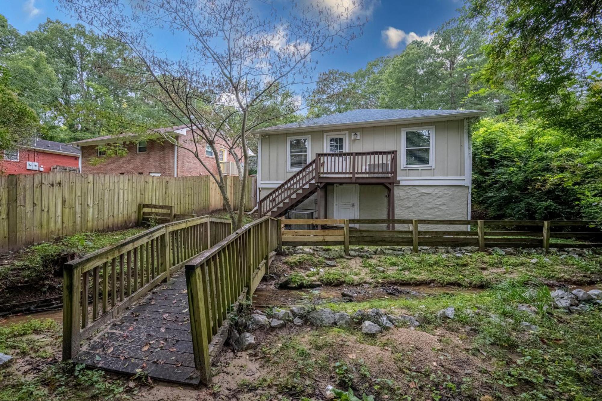 Charming 2Br Bungalow 4 Minutes To Duke University Дарем Экстерьер фото