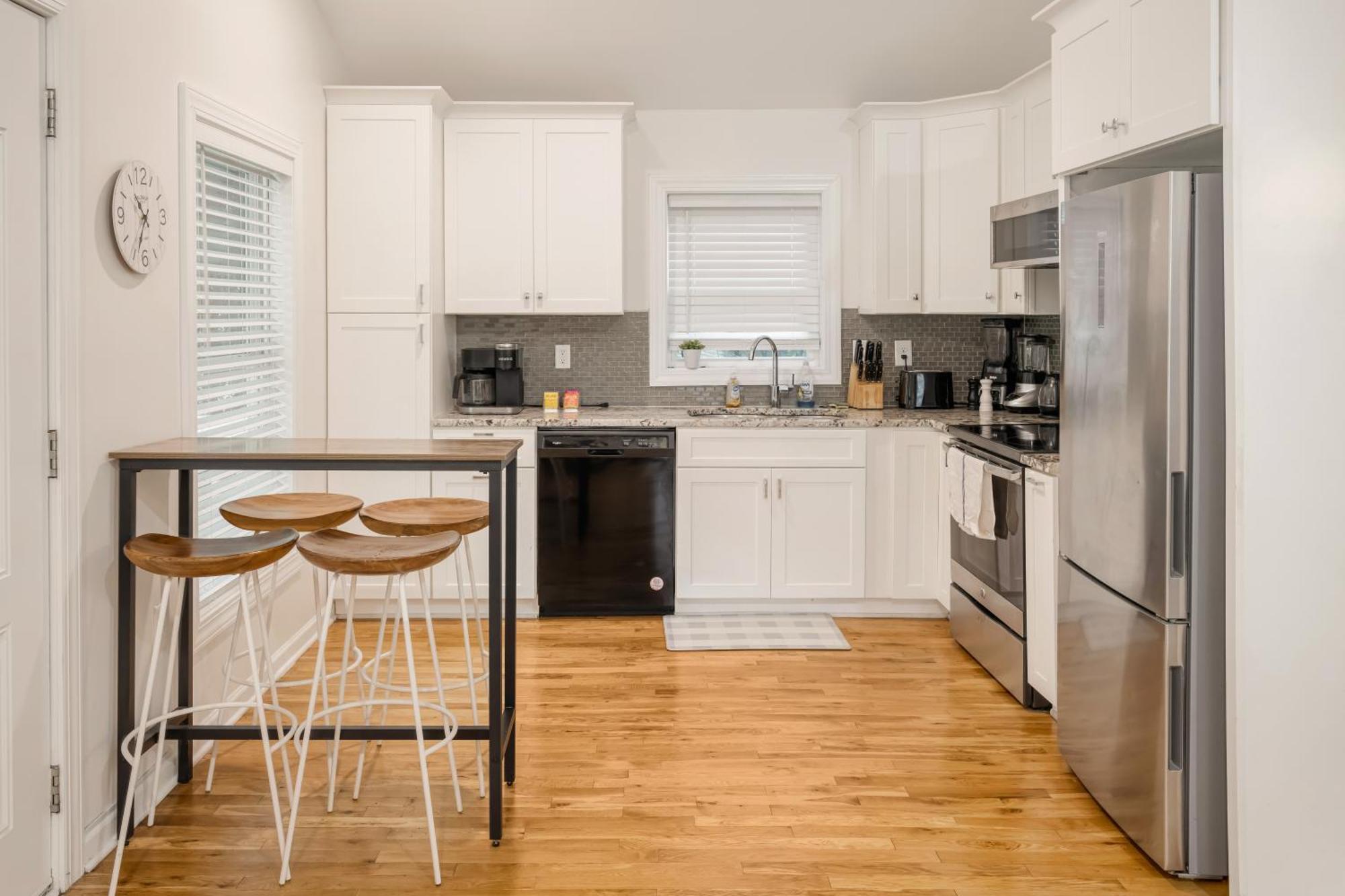 Charming 2Br Bungalow 4 Minutes To Duke University Дарем Экстерьер фото